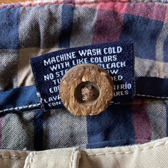 THE NEW IVY Men’s Khaki Shorts - Picture 3 of 10